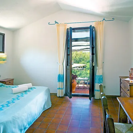 Park - Borgo Cala Moresca Resort