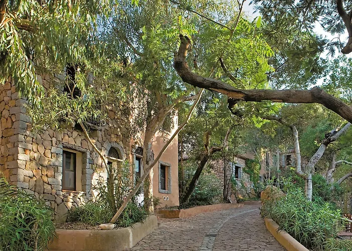 Park - Borgo Cala Moresca Resort 4*