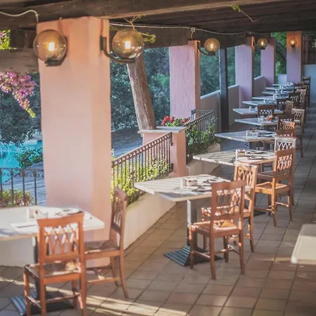 Park - Borgo Cala Moresca 度假村 4*