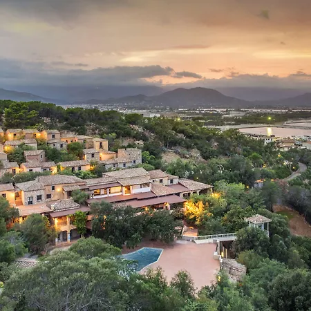 리조트 Park - Borgo Cala Moresca 4*