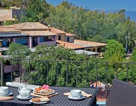 Park - Borgo Cala Moresca Resort
