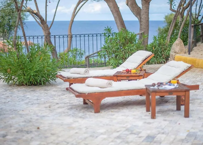 Resort Park - Borgo Cala Moresca 4*