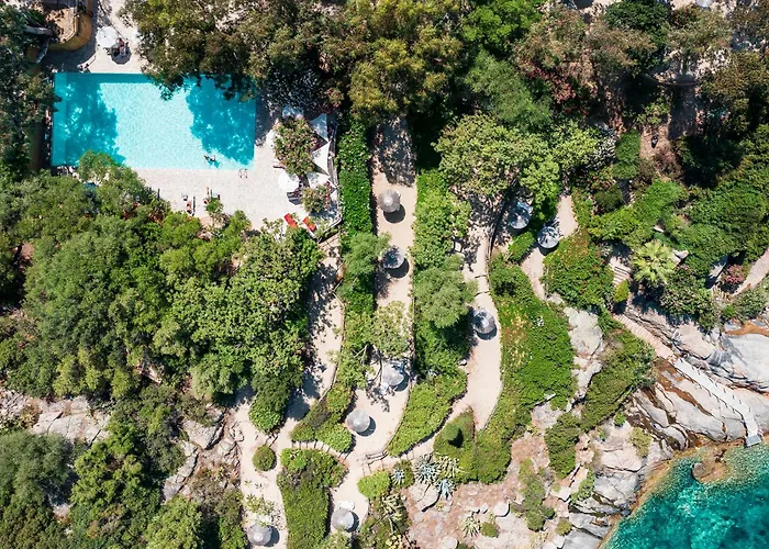 Park - Borgo Cala Moresca Resort